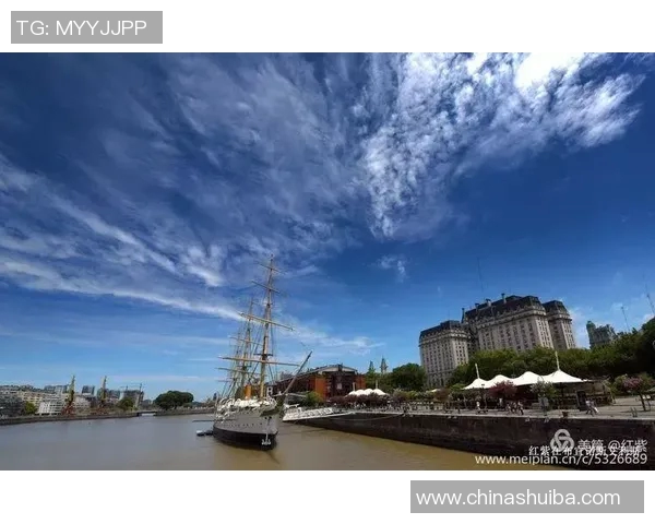 圣马丁与拉普拉塔的激烈对决揭示足球战术与团队精神的较量